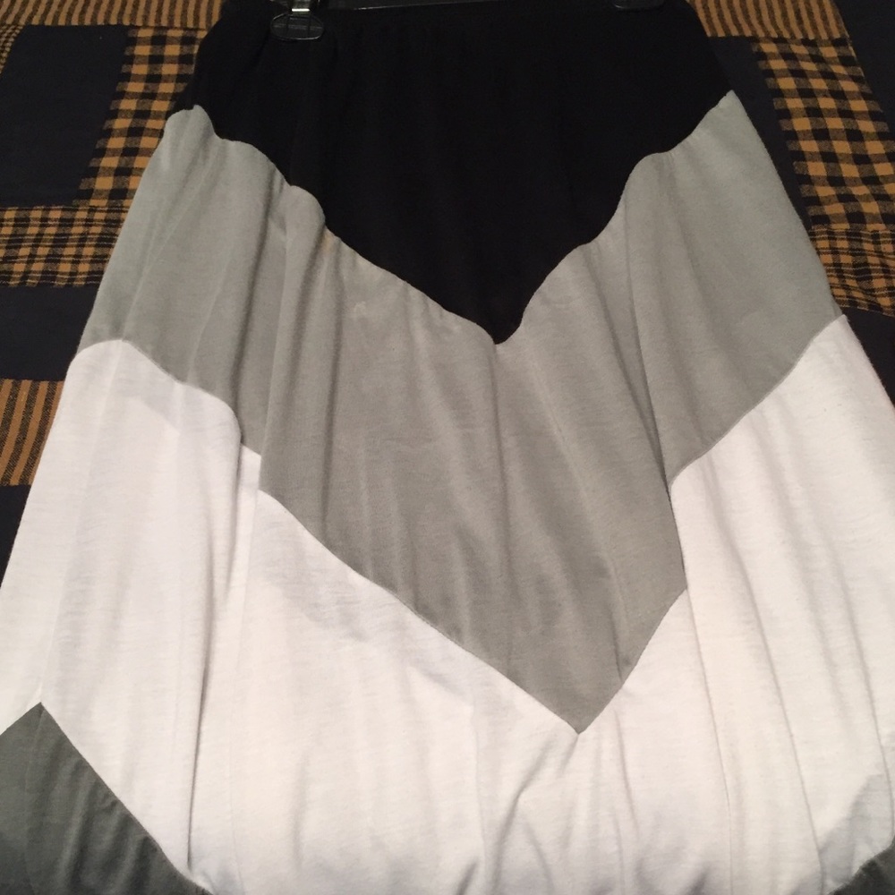 Knit maxi skirt